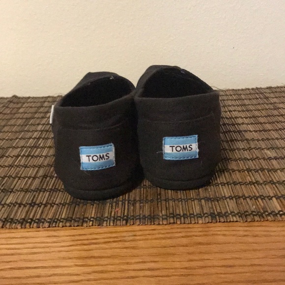 black on black toms slip ons size 9 - Picture 4 of 5